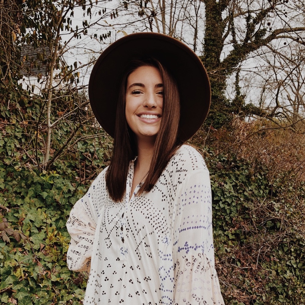 Meet your Posher, Kaylie